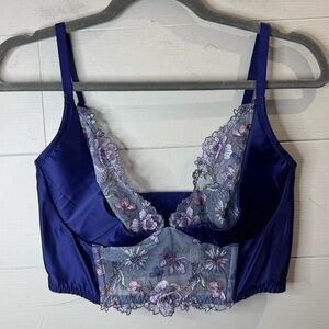 Victoria's Secret Elegant Lace Trim Satin Bralette With Embroidery Size 34DD